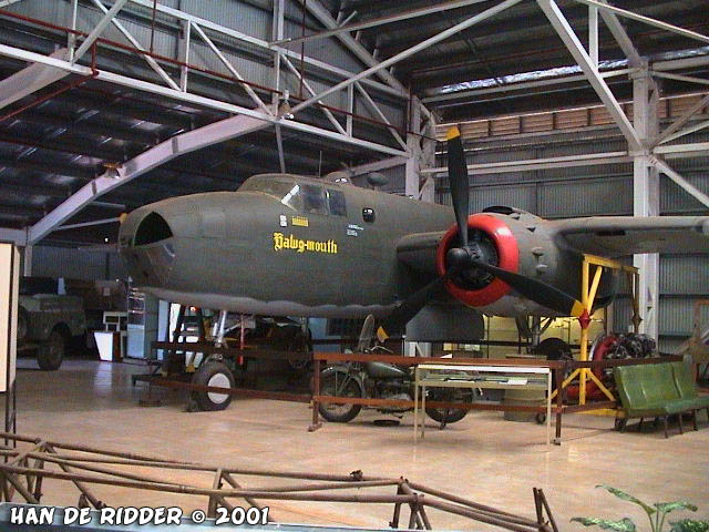North American B-25D-10NC Mitchells número de Serie 87-8387 Hawg Mouth conservado en el Australian Heritage Aviation Centre en Darwin, Australia