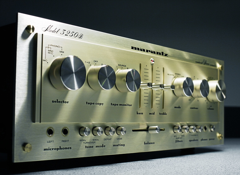 [Bild: marantz3250_B_22.jpg]