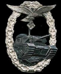 Distintivo por lucha con Carros de Combate de la Luftwaffe