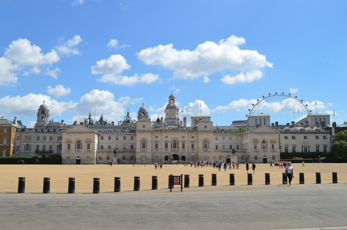 Londres 5 días con los estudios de Harry Potter - Blogs de Reino Unido - 3 día. Big Ben, Westminster, Palacio Real, Picadilly y paseo por el Támesis (5)
